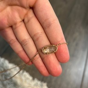 kendra scott necklace!